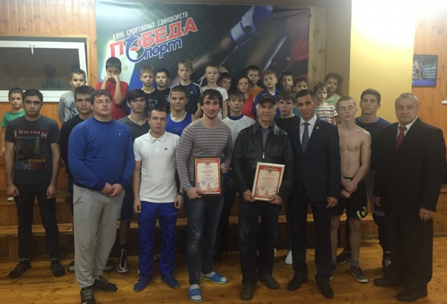 В Тольятти чествовали заслуженных тренеров по боксу
